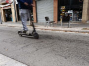 La Policia Local de Salt multa 186 conductors de patinets durant el 2025