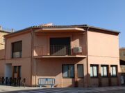 Una quinzena de famílies de Santa Coloma de Farners es queden sense aula de nadons per la manca de permís per obrir-la