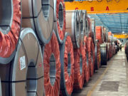 Una empresa ferroviària té 23.000 tones d’acer immobilitzades a Portbou per culpa del tall al túnel de Rubí