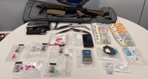 Els Mossos d’Esquadra desmantellen un punt de venda de droga al barri de la Mina de Sant Adrià de Besòs