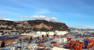 El tràfic de contenidors del port de Barcelona amb els Estats Units cau un 14% i amb la Xina un altre 7%
