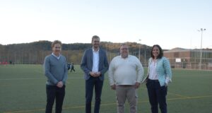 Olot invertirà en la millora energètica i funcional dels vestidors del camp de futbol de Sant Roc