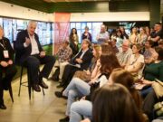 La Cambra de Comerç de Barcelona aposta pels majors de 45