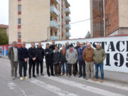 Inauguració del mural commemoratiu de la Unió Esportiva Olot al camp de l’Estació