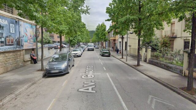 Imatge de l'avinguda Girona (Olot)